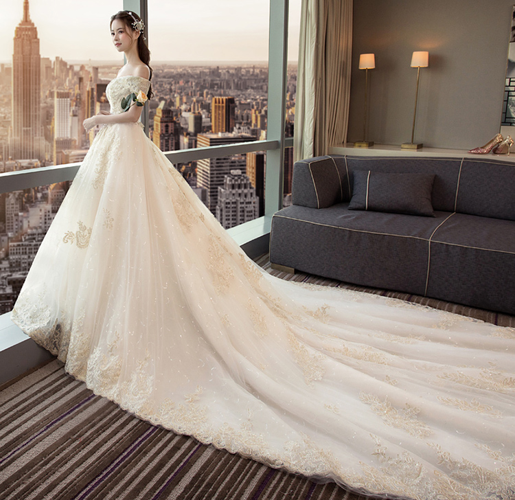 做婚紗的網(wǎng)紗布多少錢一米（尼龍婚紗網(wǎng)報價）