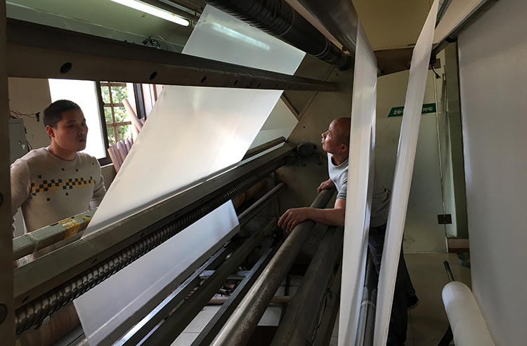 廣東網(wǎng)布廠家告訴您環(huán)境是否對網(wǎng)布質(zhì)量有影響